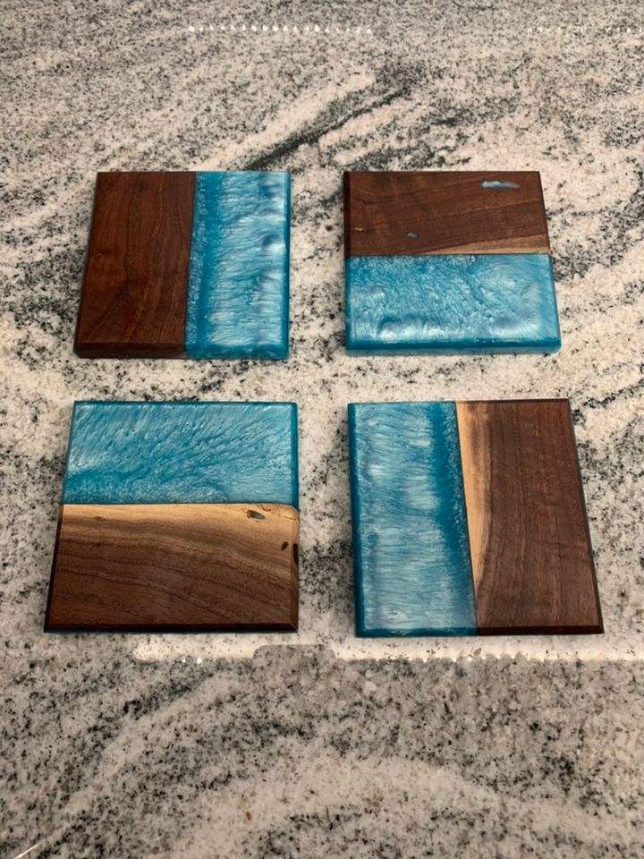 Wood Resin Coaster 4 Set w/ holder